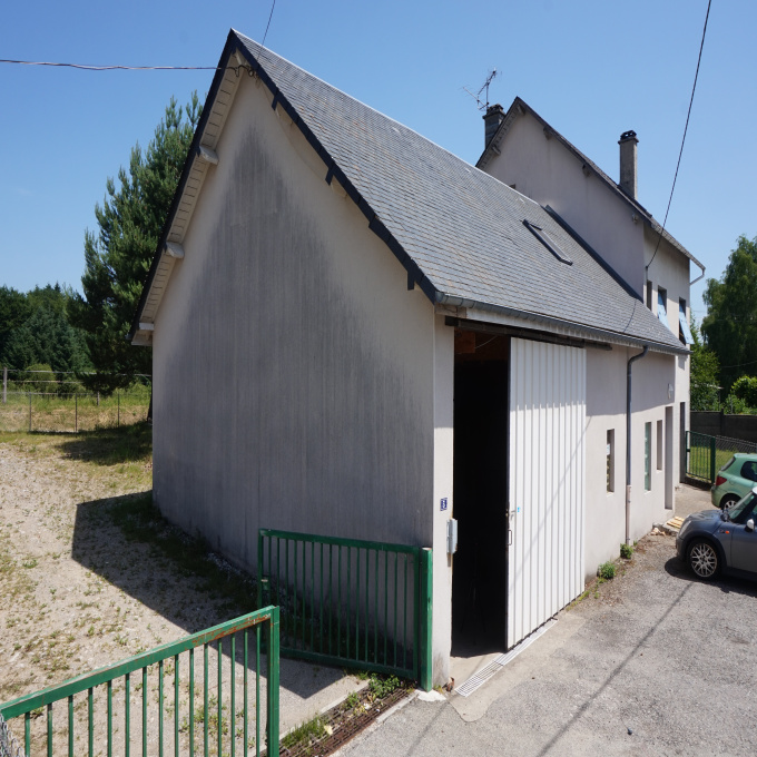 Location Immobilier Professionnel Local commercial Égletons (19300)